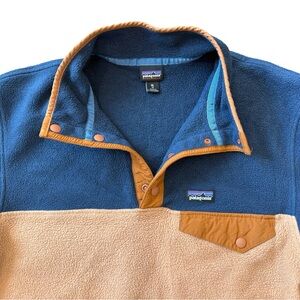 Patagonia Blue and Tan Sweater